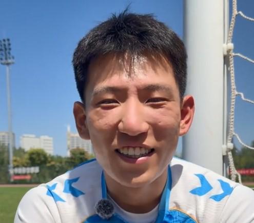 陇原竞技卢建辰谈战国安:全力以赴就是干;想找张玉宁合影